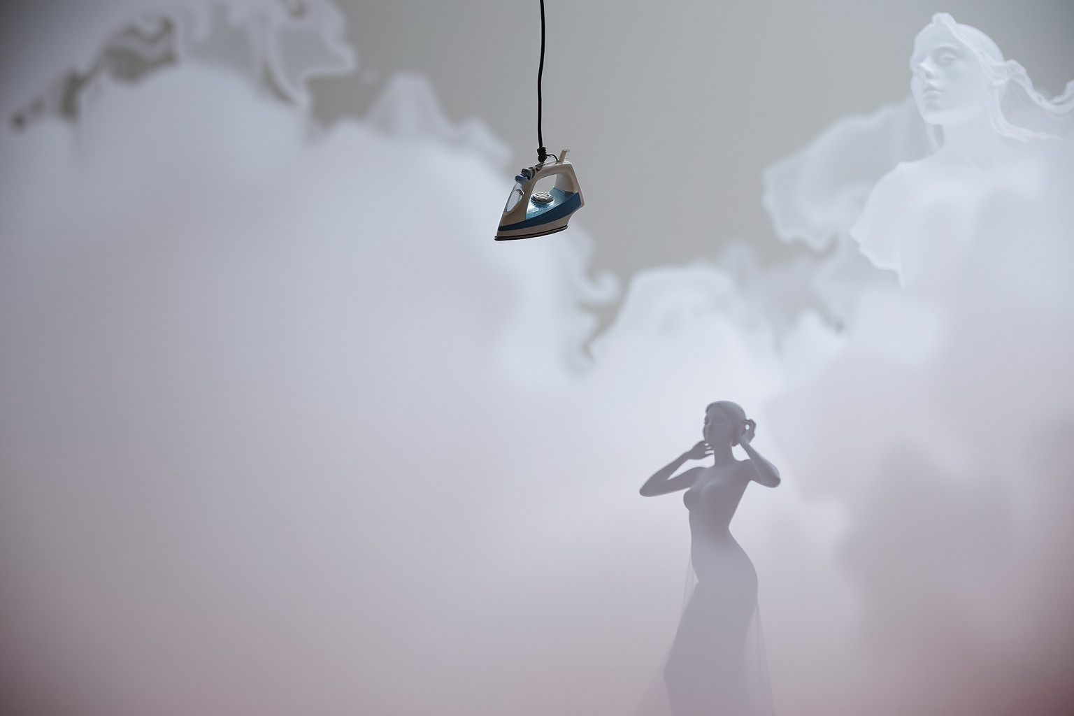 Sognare un ferro piccolo indica spesso insicurezza e bassa autostima.