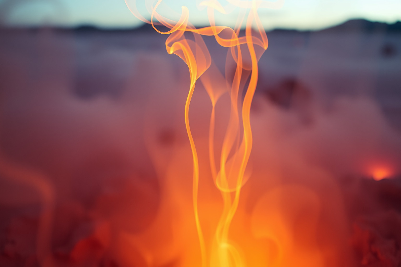 Annusare odore di bruciato nei sogni avverte di pericoli imminenti.