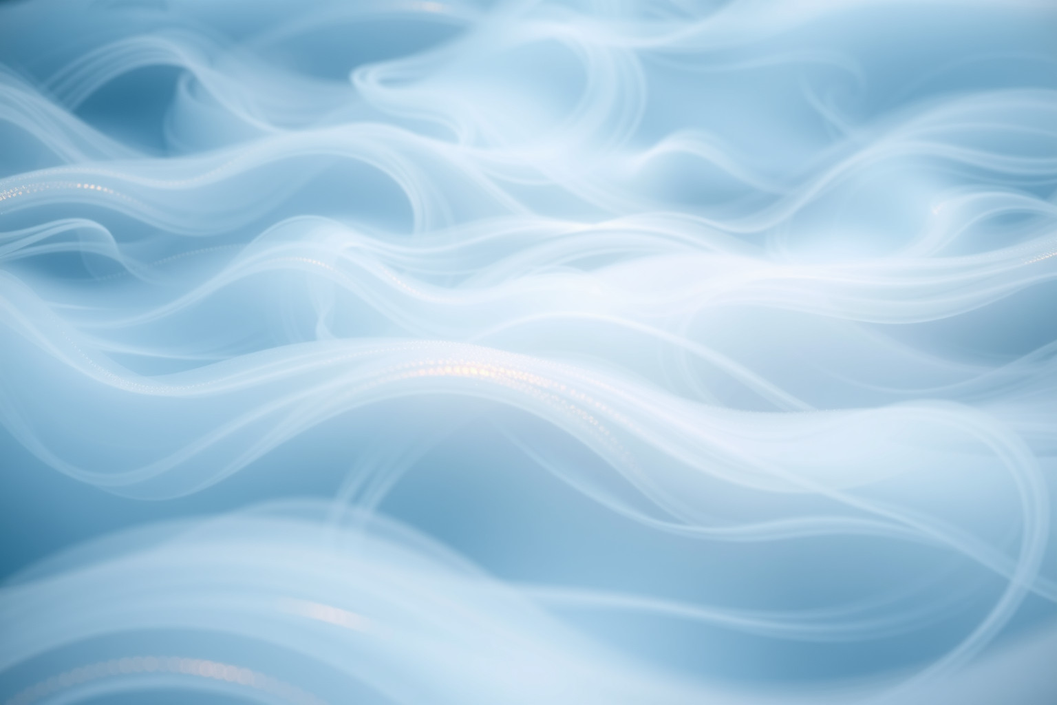 Annusare odore di mare simboleggia libertà e rinnovamento interiore.