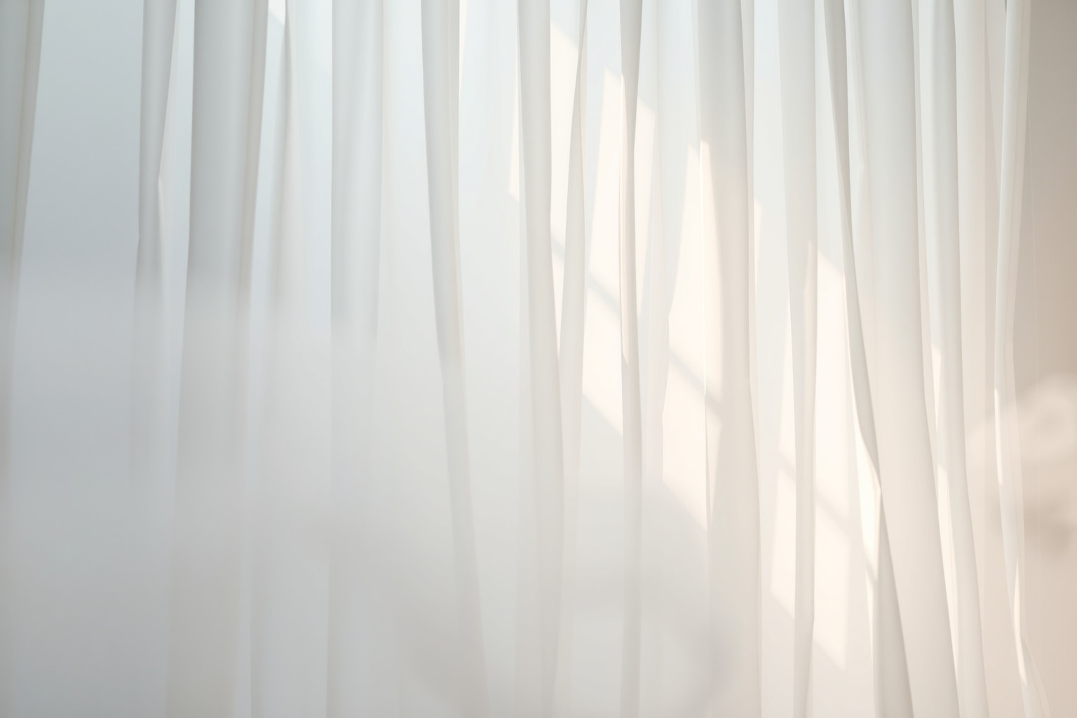 Sognare una tenda bianca simboleggia purezza e nuovi inizi.