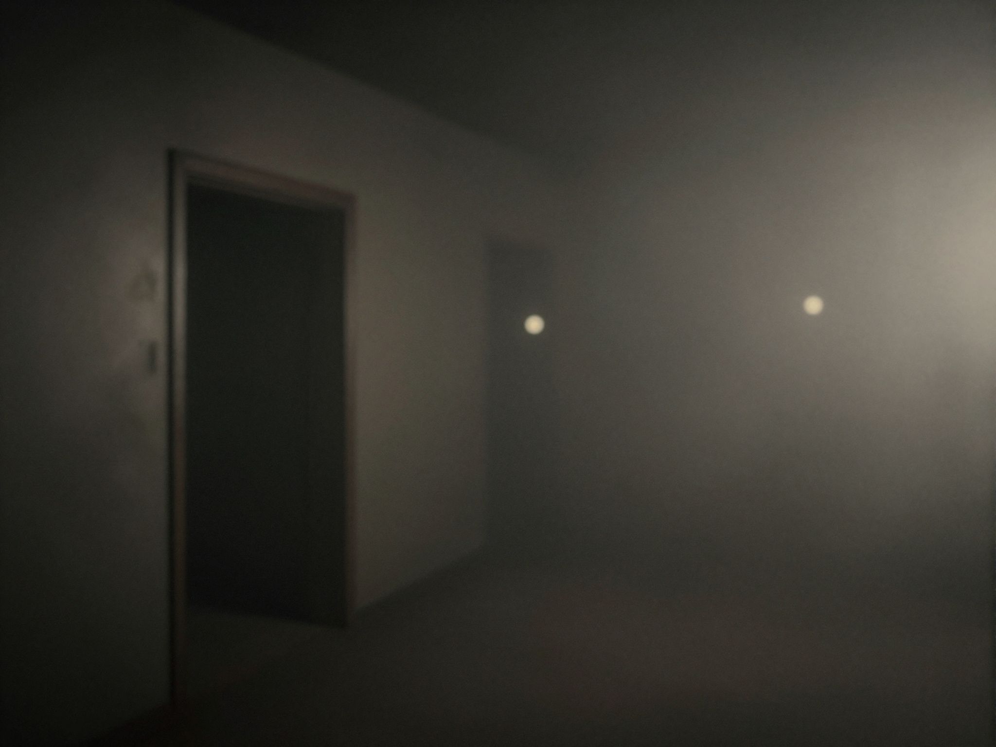 Sognare cantina buia riflette paure nascoste e misteri interiori.
